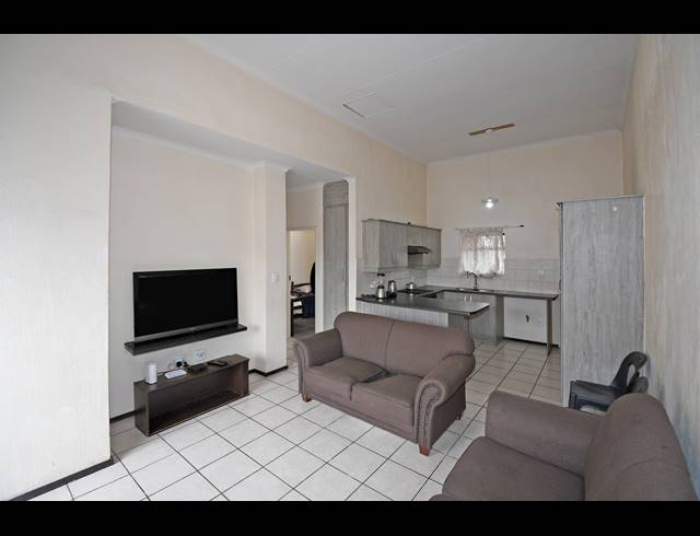 2 BEDROOM TOWNHOUSE FOR SALE IN NORTH RIDING
